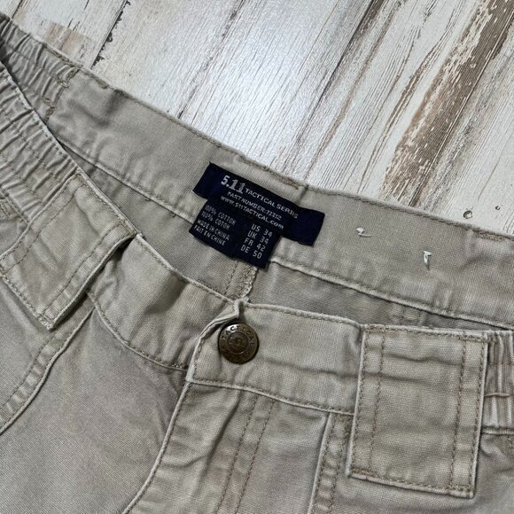 5.11 Tactical Cream Khaki Cargo‎ Shorts Utility Mens Womens Size 34 - Picture 2 of 4